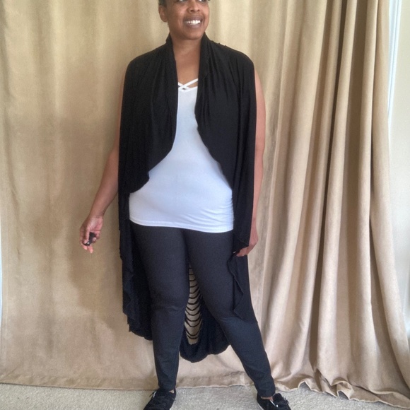 Pyramid Collection, Black Vest/Pancho with slash detail, One size - Picture 8 of 14